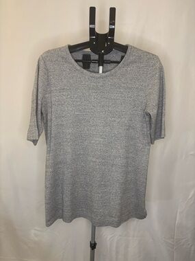 Duluth Trading Co Heather Gray Short Sleeve Crewneck Tee